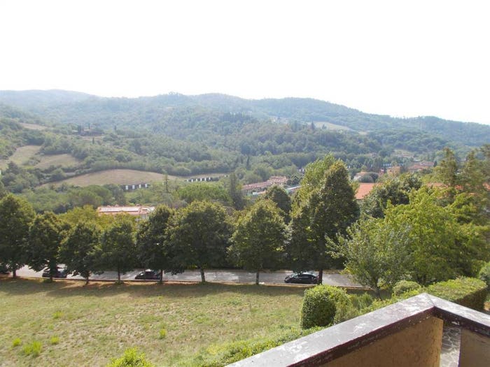 Appartamento con 5 locali in vendita in Piazza delle Scuole, Centro, Vaglia