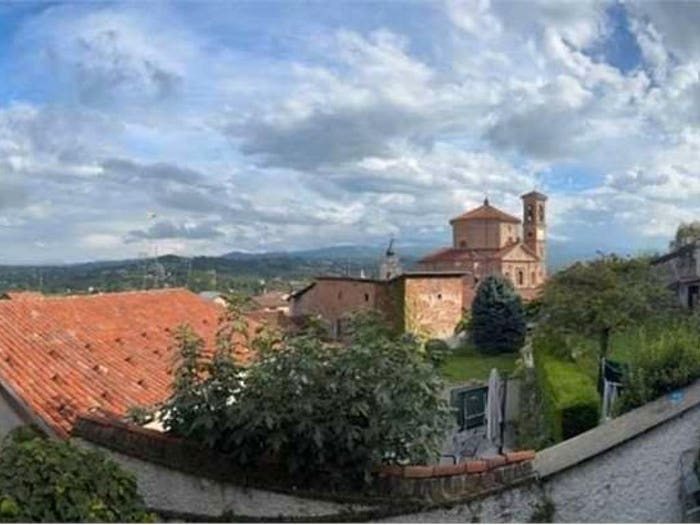 Appartamento con 5 locali in vendita in Vicolo delle Cappuccine, Piazza, Mondovì