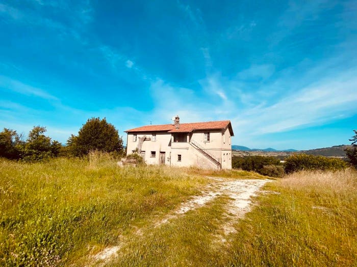 Casa quadrilocale in vendita in Strada Provinciale di Rocca Sant'Angelo, Palazzo Petrignano, Assisi