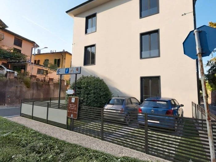 Casa con 6 locali in vendita in Via Piave, Lozza