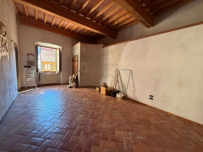 Appartamento quadrilocale in vendita in Corso Bartolomeo Corsini, Centro, Barberino di Mugello