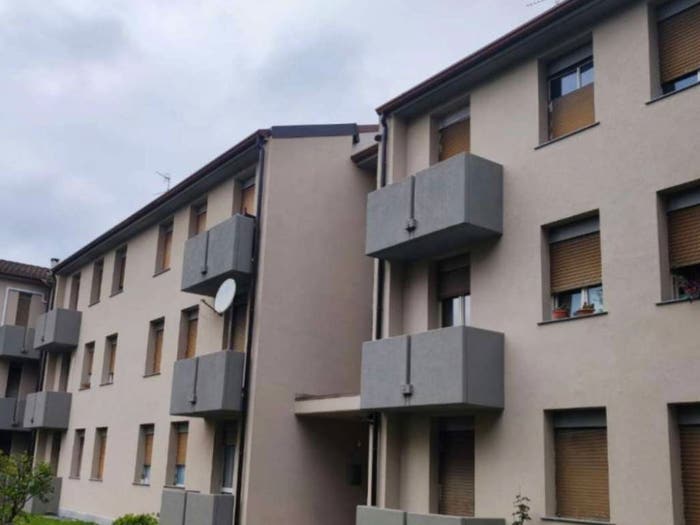 Appartamento quadrilocale in vendita in Via Marconi, Centro, Ferno