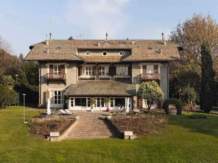 Casa con 6 locali in vendita in Via Giacomo Puccini, Centro, Besana in Brianza