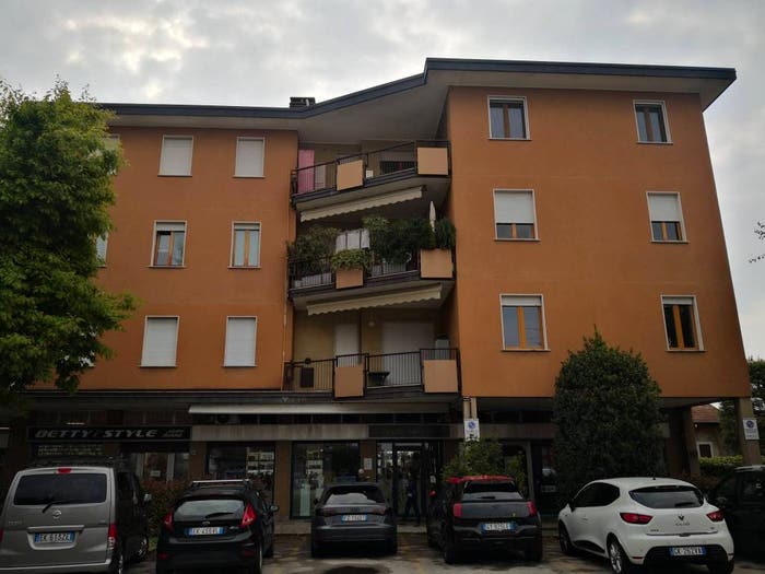 Appartamento quadrilocale in vendita in Via Giuseppe Garibaldi, Centro, Lurate Caccivio