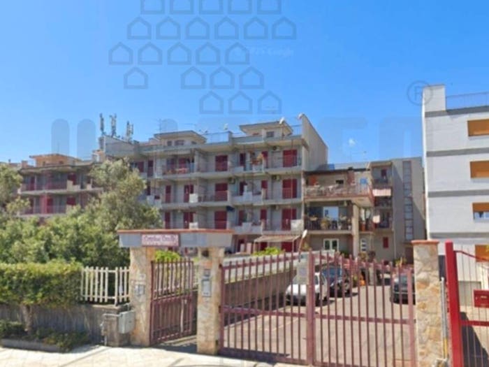 Appartamento bilocale in vendita in Via lungomare B Alì Terme, Centro Storico, Messina