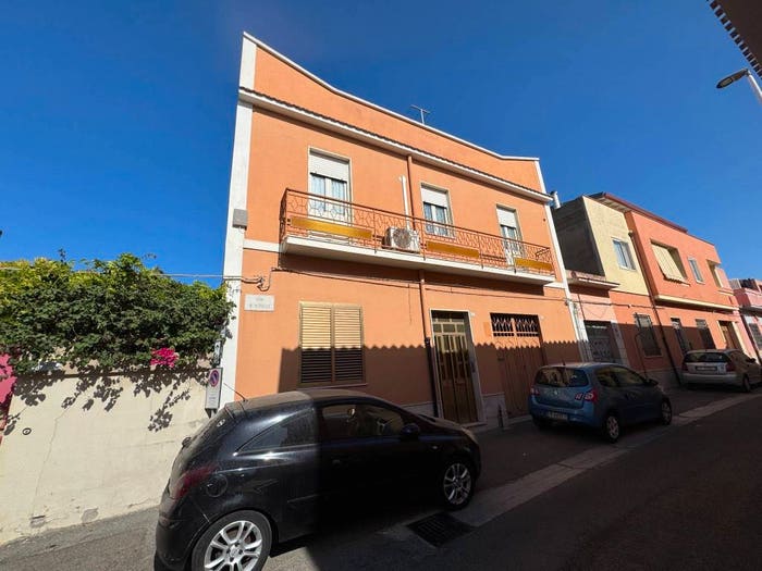 Casa con 6 locali in vendita in Via Rossi Vitelli, Quartu, Quartu Sant'Elena
