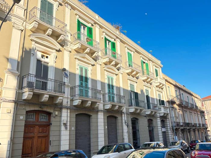 Appartamento quadrilocale in vendita in Via San Giuseppe, Centro Storico, Messina