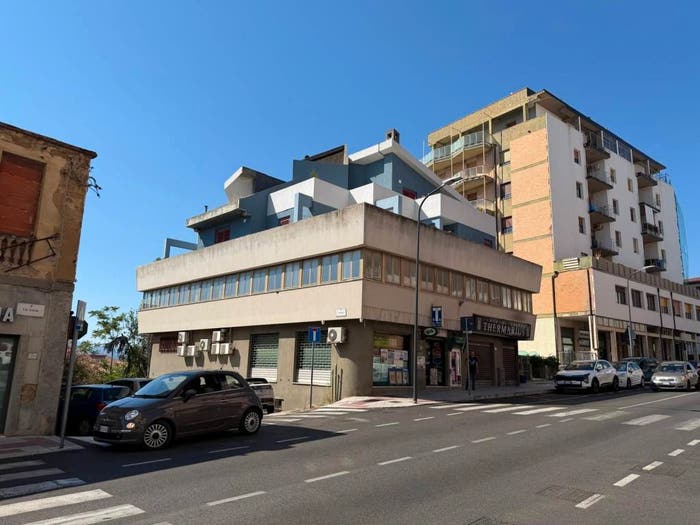 Appartamento con 6 locali in vendita in Via Trieste, Centro, Nuoro