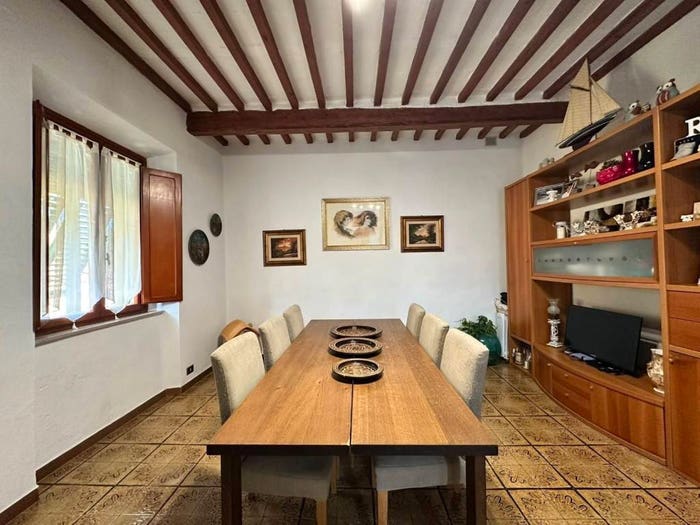 Appartamento con 6 locali in vendita in Via Nazionale, Aquilea Mastiano, Lucca
