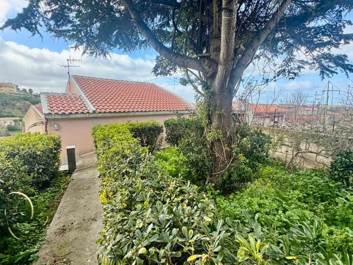 Casa trilocale in vendita in Via Olimutos, Ossi