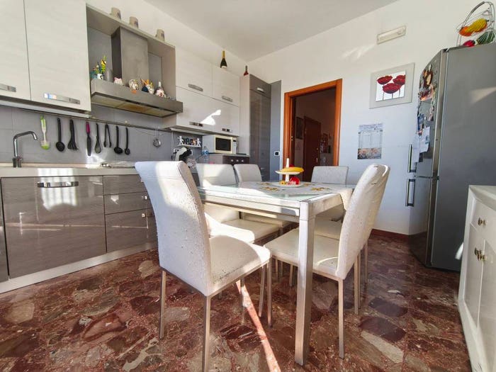 Appartamento con 5 locali in vendita in Via Giovanni Pascoli, Via Lecce Ospedale, Gallipoli