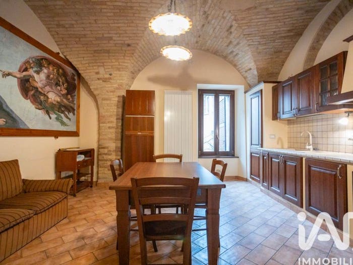 Appartamento con 6 locali in vendita in Corso del Popolo, Centro, Filottrano