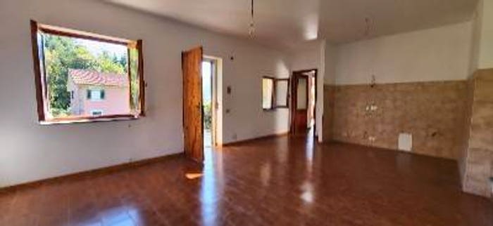 Appartamento trilocale in vendita in Via Campori, Campori, Borzonasca