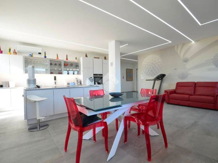 Appartamento trilocale in vendita in Via Salara, Marina, Città Sant'Angelo
