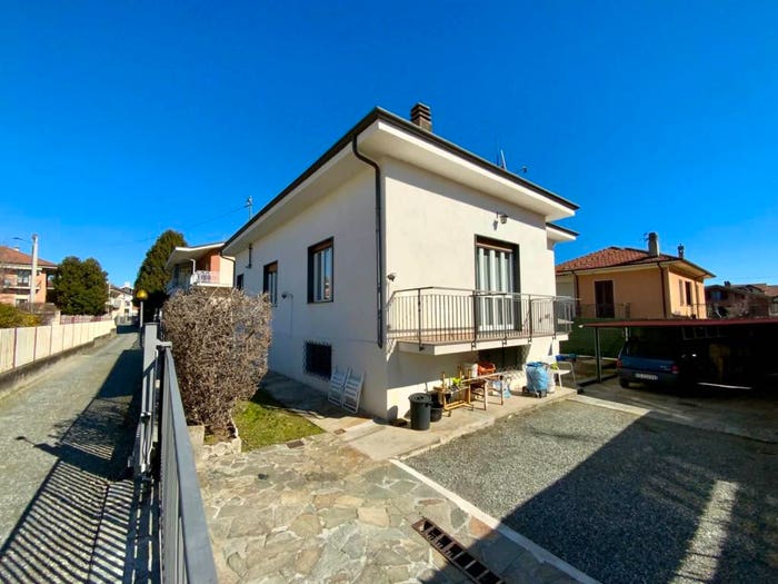 Casa con 5 locali in vendita in Via Gino Grazioli, Centro, Nole