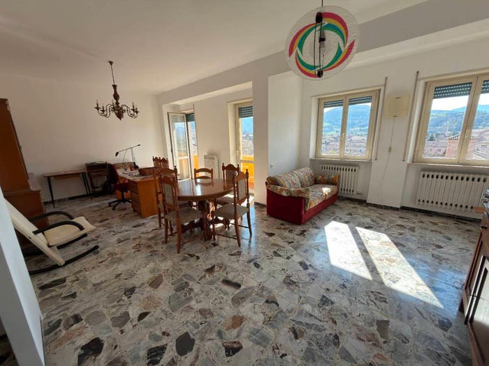 Appartamento con 6 locali in vendita in PLE MATTEOTTI, Centro, Fabriano