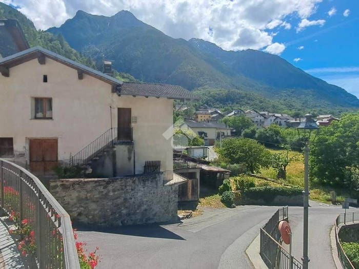 Casa con 6 locali in vendita in Frazione Cretaz, Saint Marcel, SaintMarcel