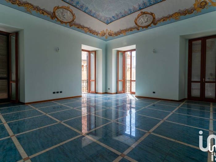 Appartamento con 6 locali in vendita in Via Corso Garibaldi, Centro, Giulianova