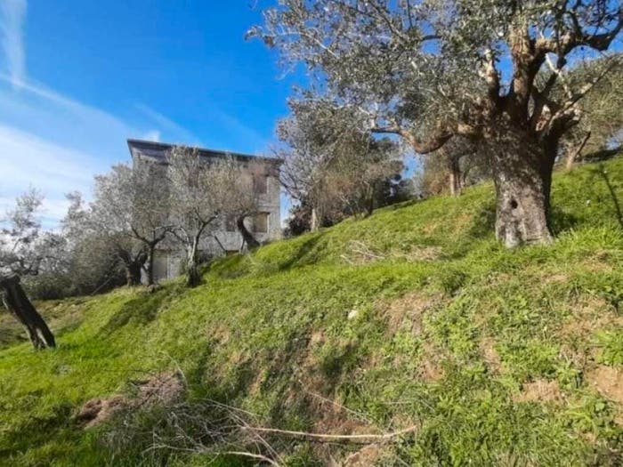 Casa con 6 locali in vendita in Colombiera Molicciara, Castelnuovo Magra