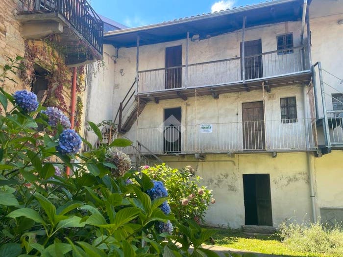 Casa quadrilocale in vendita in Via bassetti, Casapinta