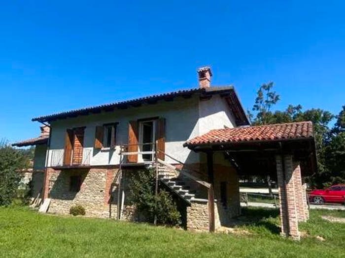 Casa trilocale in vendita in Via Castelnuovo SNC, Centro, Priero