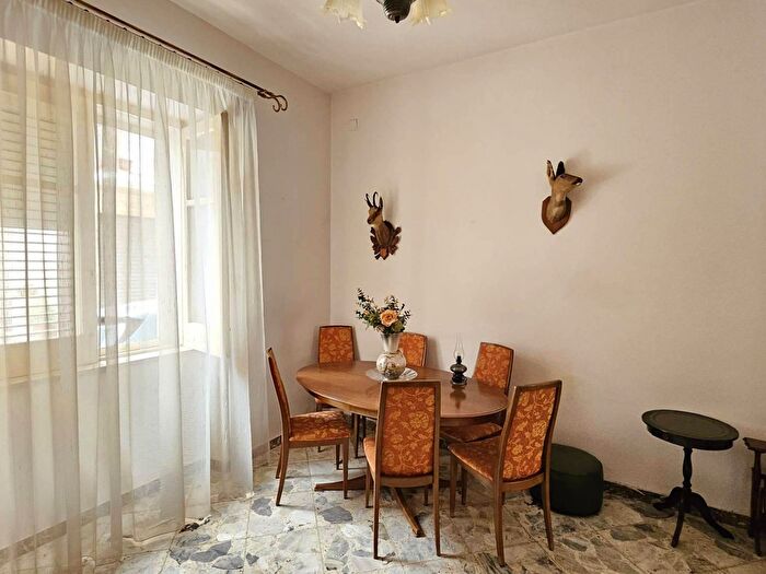 Appartamento trilocale in vendita in Via Archimede, Acquedolci