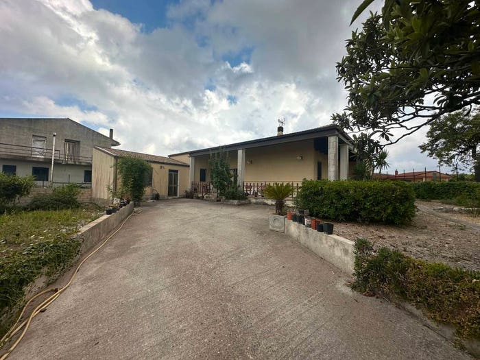 Casa con 5 locali in vendita in Via Vanella, Campanella Gianforma, Modica