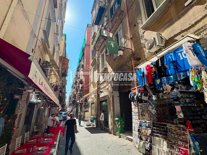 Appartamento monolocale in vendita in Via Speranzella, Quartieri Spagnoli, Napoli