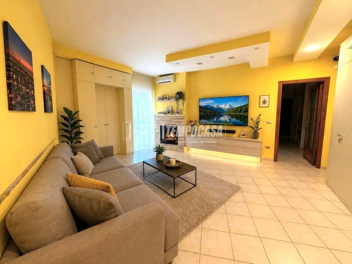 Appartamento quadrilocale in vendita in Via Matteo Luigi Guerrieri, Immacolata, Foggia