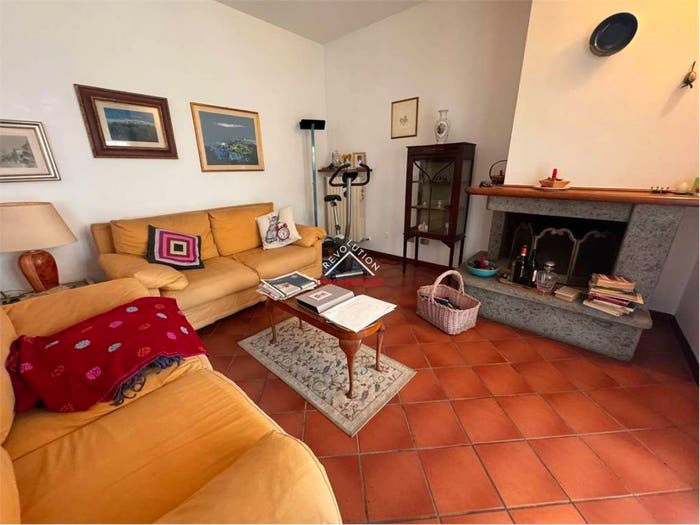 Appartamento quadrilocale in vendita in via Moncenisio, Centro, Città di Castello