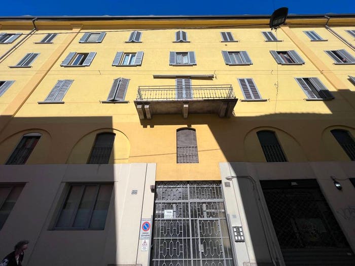 Appartamento monolocale in vendita in Via Giuseppe Sirtori, Porta Venezia, Milano