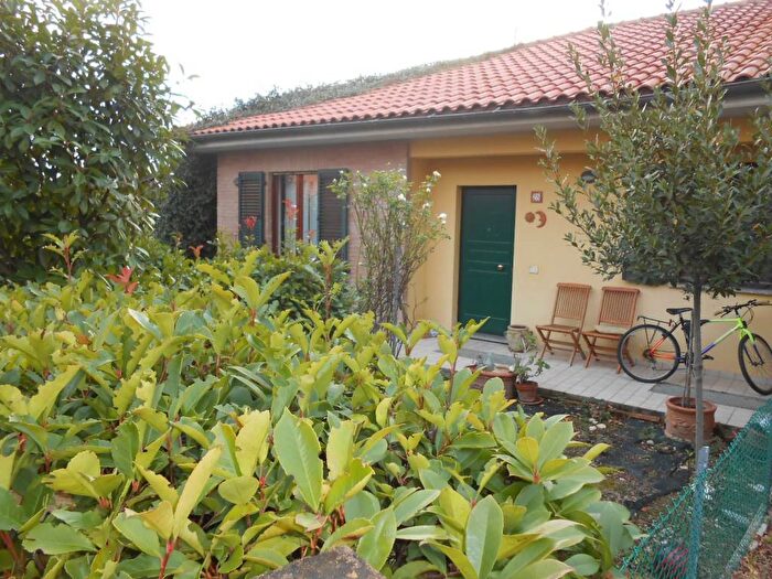 Casa quadrilocale in vendita in Via Il Colle, San Costanzo