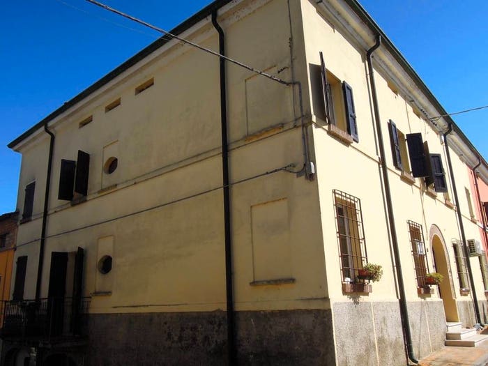 Casa quadrilocale in vendita in Via Luigi Vaschi, Scorzarolo, Borgo Virgilio