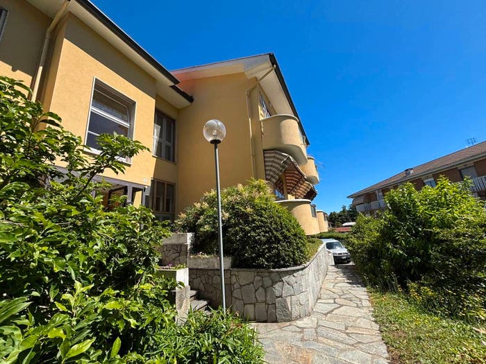 Appartamento quadrilocale in vendita in Via Ivrea, Cavaglià