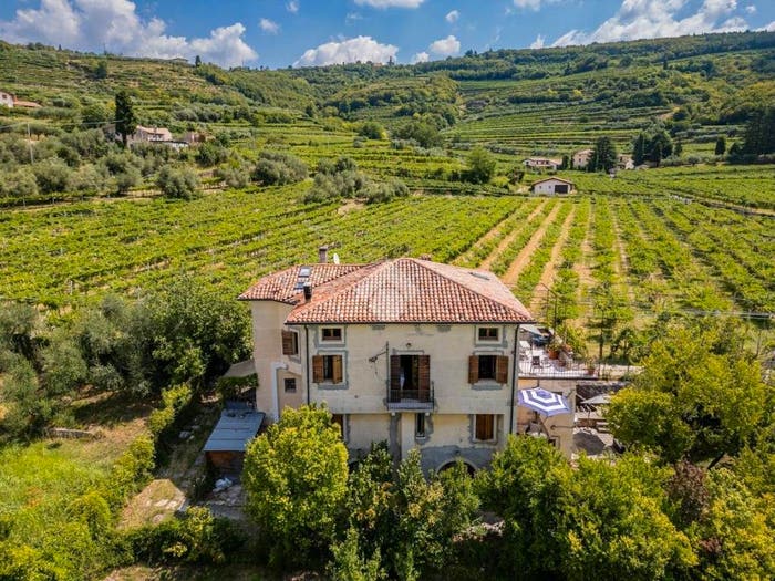 Casa con 6 locali in vendita in Centro, Fumane