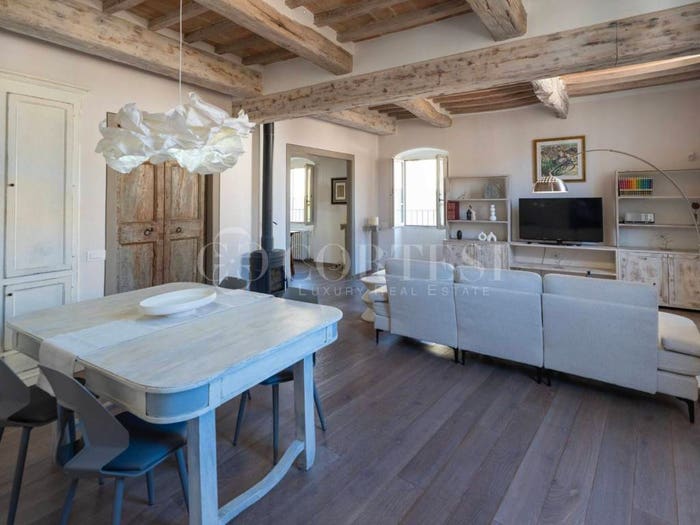 Appartamento quadrilocale in vendita in Piazza Giacomo Matteotti, Centro, Umbertide