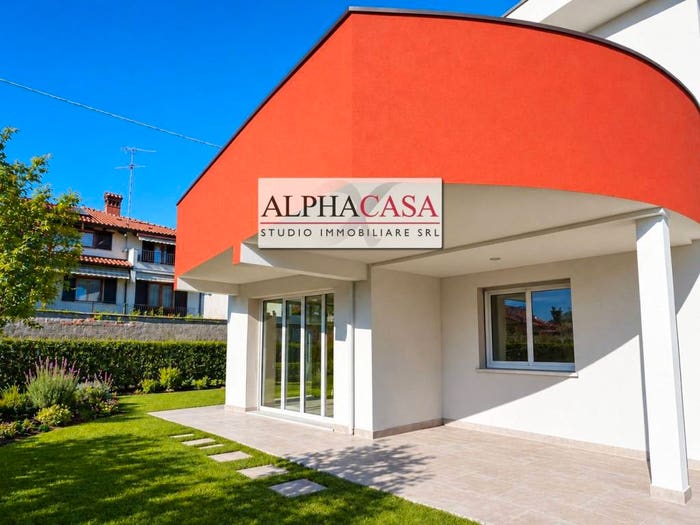 Appartamento quadrilocale in vendita in Via del Borgo Basso, Bonate Sotto