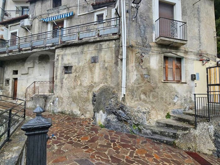 Appartamento bilocale in vendita in Via Santa Croce, Centro, Orsomarso