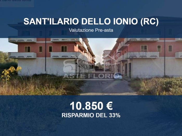 Appartamento con 5 locali in vendita in Viale Aldo Moro, Marina Di Sant'Ilario Dello Ionio, Sant'Ilario dello Ionio