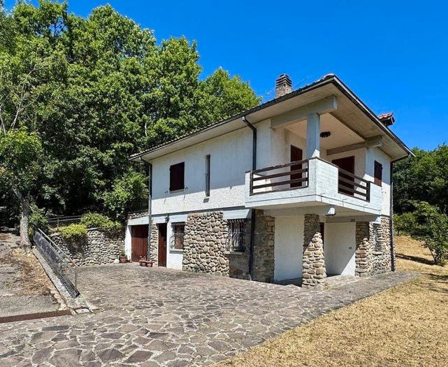 Casa con 5 locali in vendita in Gaggio Montano
