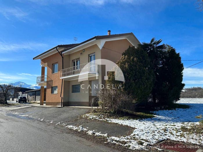Casa con 6 locali in vendita in Strada di San Gottardo, Merlo Mezzavia Beila, Mondovì