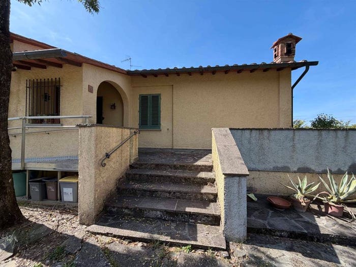 Casa con 6 locali in vendita in VIA IL PASSIGNANO, Sambuca, Barberino Tavarnelle