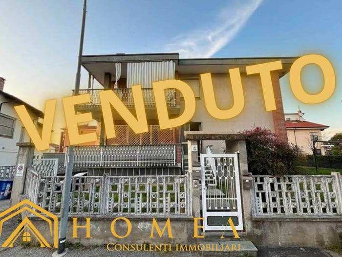 Appartamento con 5 locali in vendita in Via Cardellini, Cambiano