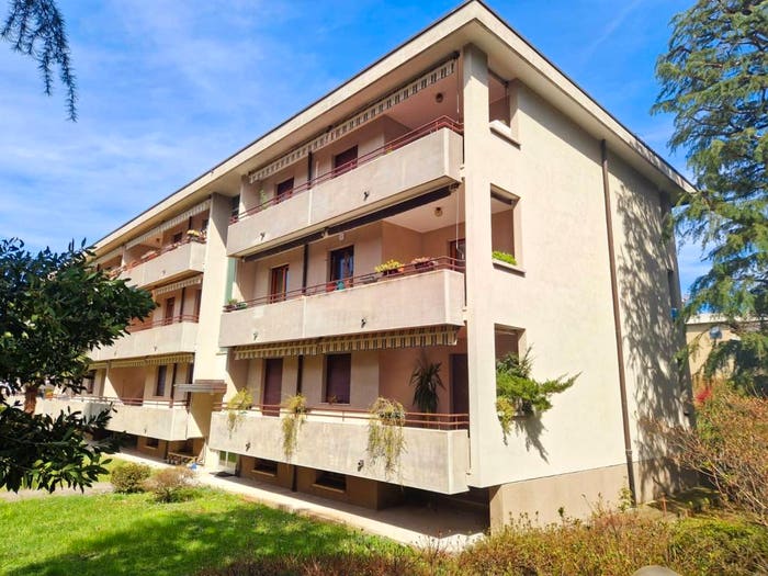 Appartamento quadrilocale in vendita in Via Senatore Guido Canziani, Crenna Bettolino, Gallarate