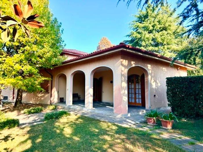 Casa con 6 locali in vendita in Via Don Giuseppe Lazzero, La Fratta, Montechiarugolo