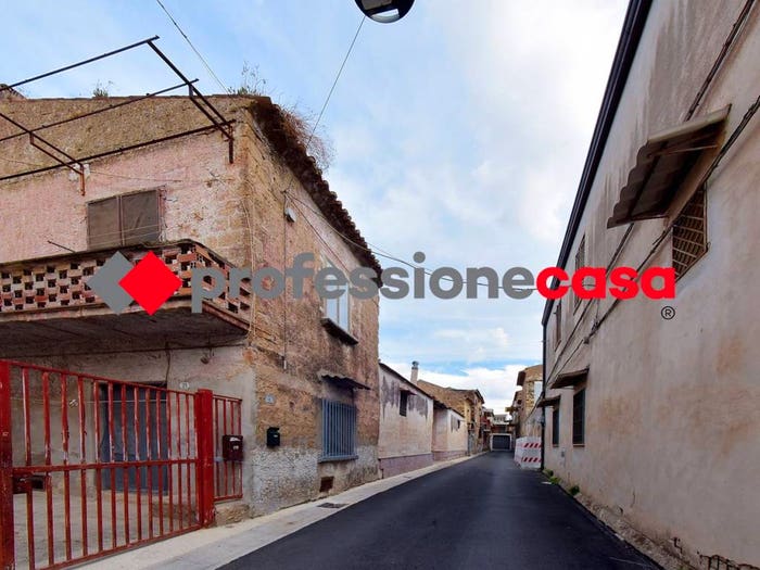 Appartamento bilocale in vendita in Vico Vanvitelli, San Nicola la Strada