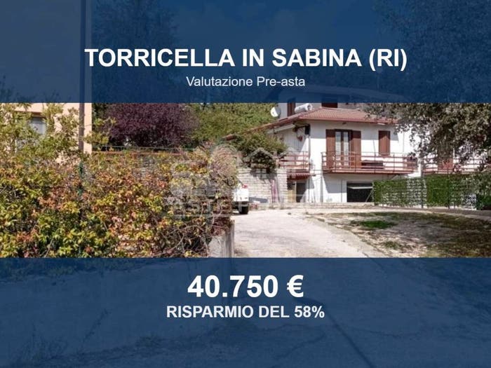 Casa con 5 locali in vendita in Via Colle Agnelone snc, Centro, Torricella in Sabina