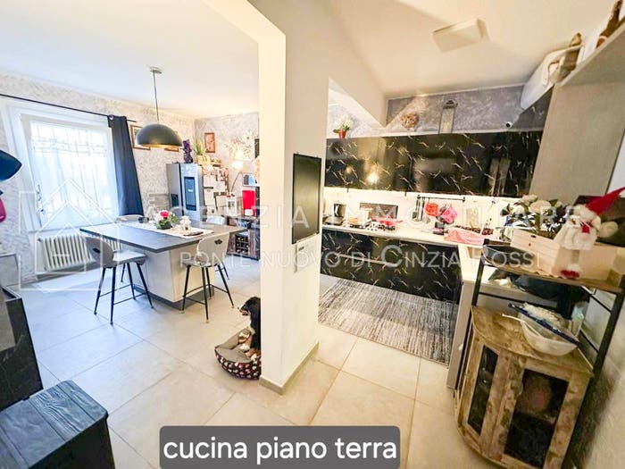 Casa quadrilocale in vendita in Vicoli Redentore, Ravenna