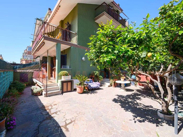 Casa con 5 locali in vendita in Via Torre Perla, Zona Domitilla, Ladispoli