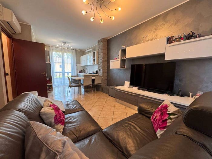 Appartamento trilocale in vendita in Via San Cristoforo, Trezzano sul Naviglio
